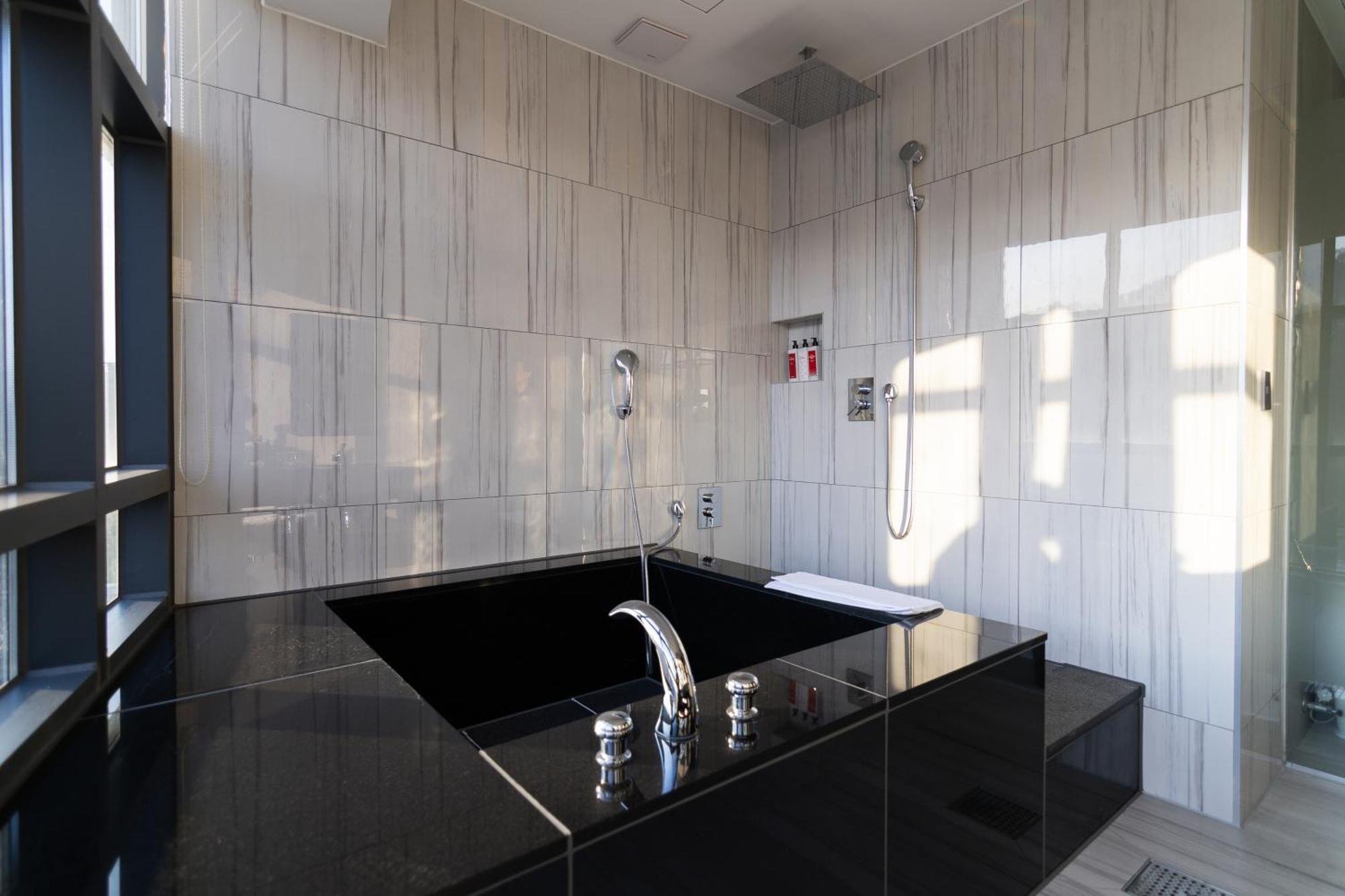 Khách sạn Homes Red Myeongdong