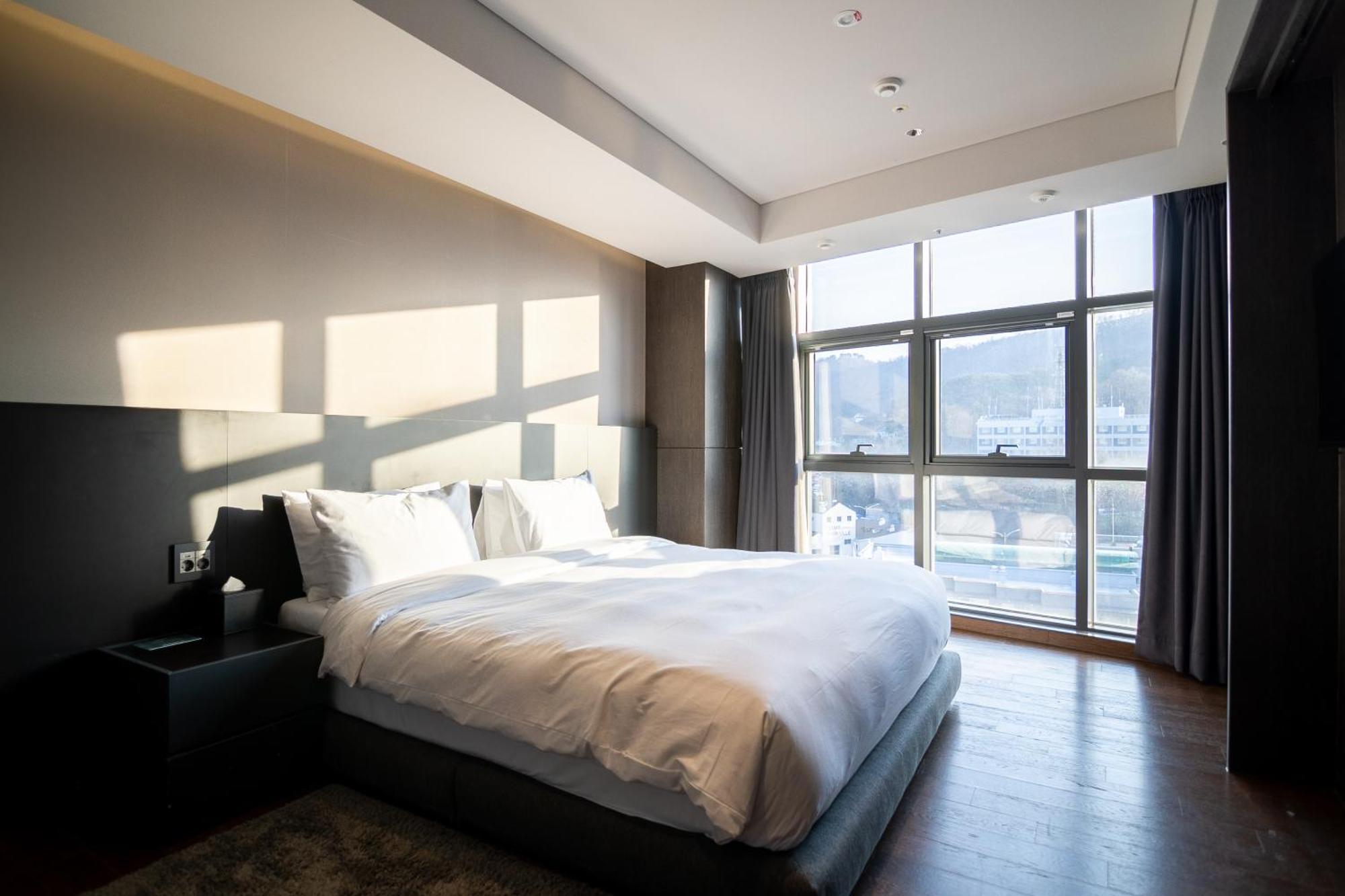 Homes Red Myeongdong 4* Seoul