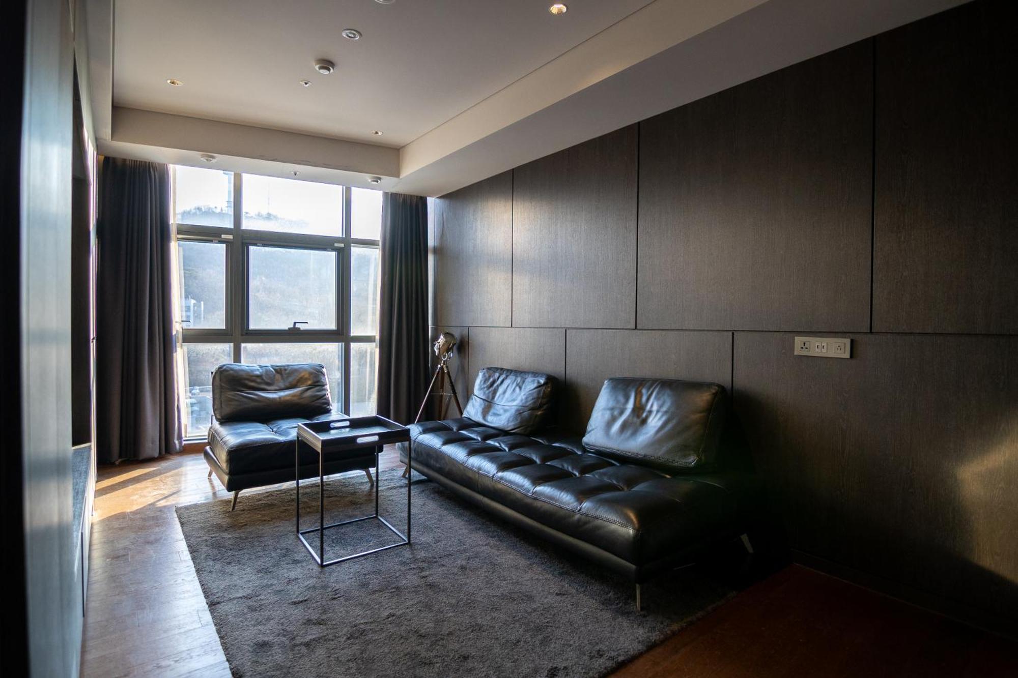 Homes Red Myeongdong Khách sạn 4*